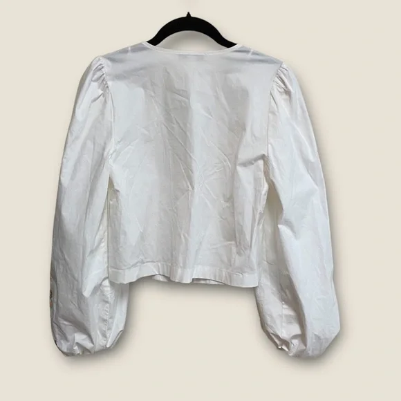 CHELSEA and Violet white v neck top with embroidered details NEW - Picture 5 of 7